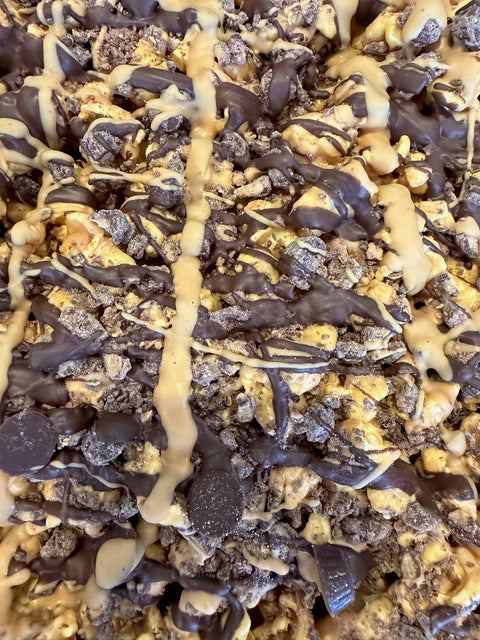 Peanut Butter Cup Popcorn